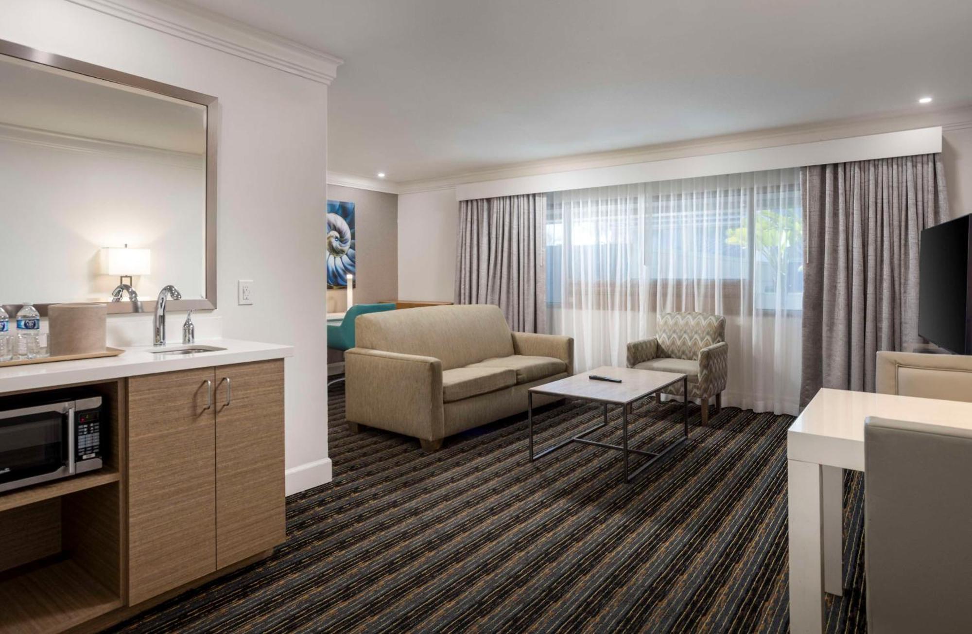 Doubletree By Hilton San Diego Bayside Exteriér fotografie